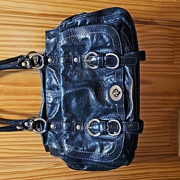 Coach Handbags - Vintage Coach bag